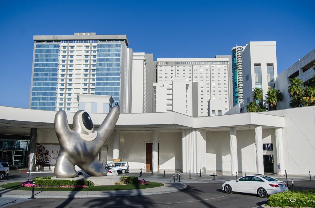 Statue name "Sam by Starck" a metal sculpture in front of the Sahara casino in Las Vegas